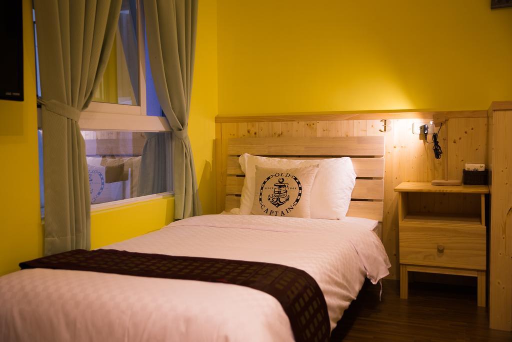 輕旅小站 Soft Travel Hostel Taitung Bagian luar foto